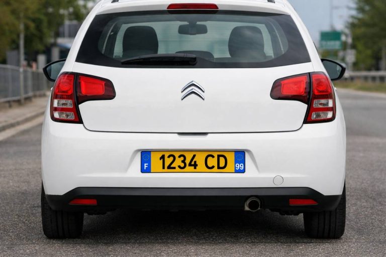 Cy plaque immatriculation : tout savoir sur cette immatriculation spécifique et ses obligations légales