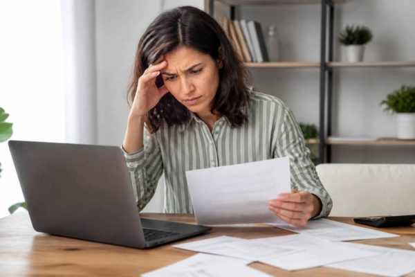 Problème ants carte grise : causes, solutions et démarches à suivre